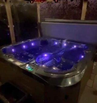 08CD00B5-9A8F-4085-AF60-C76428AB638A