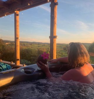 0C18722E-F6F7-467F-A4A0-5AD4D4BC5DF2