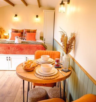 Linitmill-Lodges-Heather-Breakfast-uai-1706×1280-1