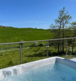 6705B27B-D055-4AC0-BF40-921D3E1DCB15