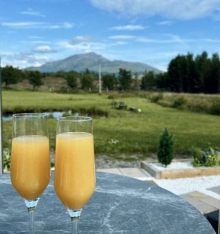 8AACD2E4-C963-4737-B252-82E4F72839BB