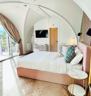 BD23ED8E-7C92-492F-A6C5-A0A6F9A47493-2